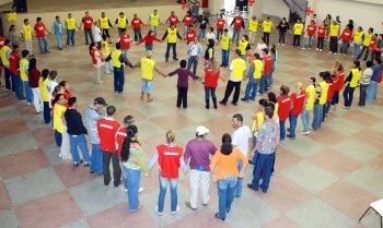 Funcionários participam da Gincana no encerramento da Sipat